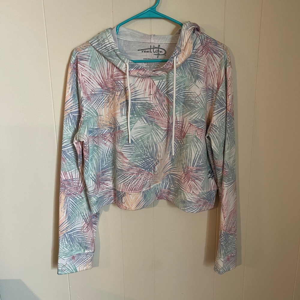 Reel Life long sleeve crop hooded